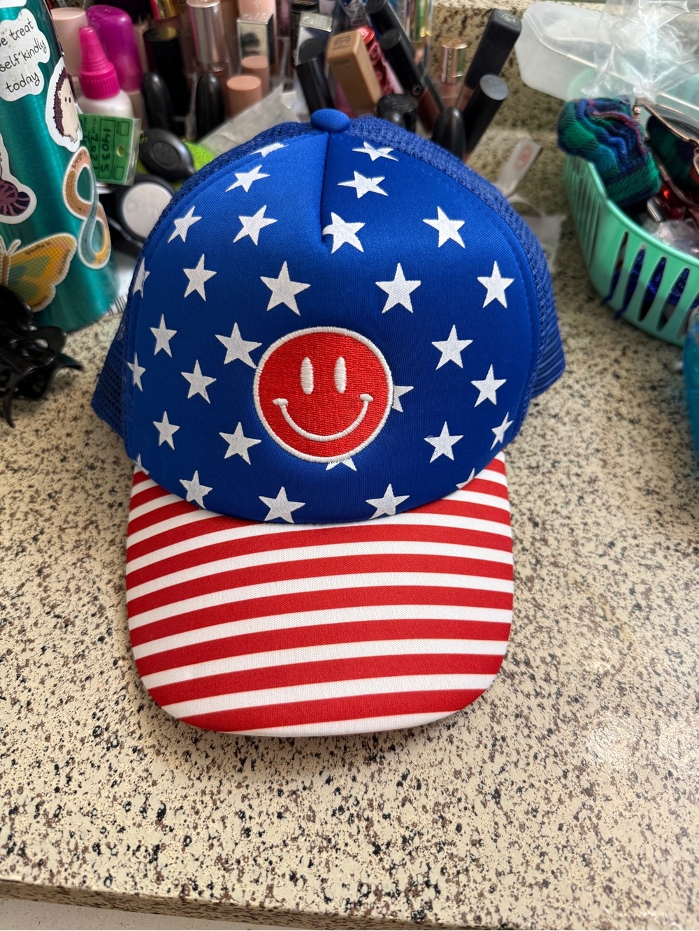 Men’s Blue & Red Star Smiley Trucker Hat
